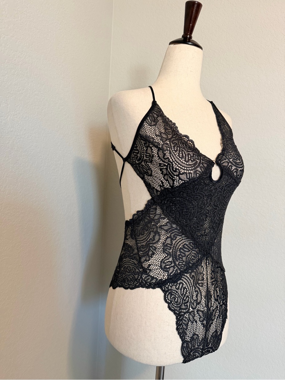 Victoria's Secret Very Sexy Black Lace Plunge Teddy Bodysuit M - Picture 3 of 10